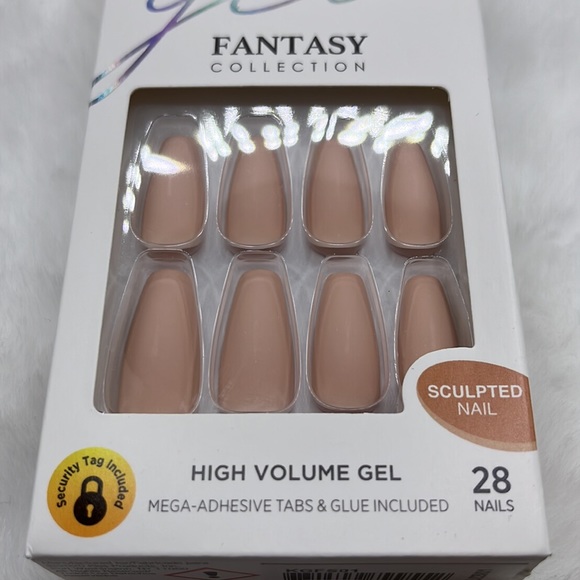 4/$25 Kiss Gel Fantasy Sculpted Nails Long Length Light Pink/Nude - Picture 2 of 4